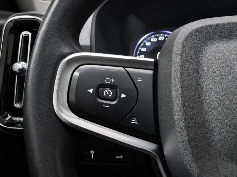Volvo XC40 1.5 T3 Momentum Pro Auto