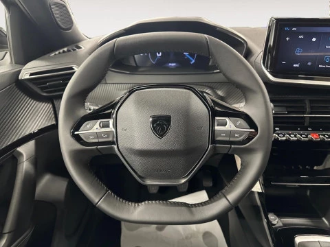 Peugeot 2008 Allure Gasolina 100 S&S 6 Vel. MAN