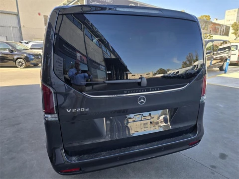 Mercedes-Benz Clase V 220 d Avantgarde Largo