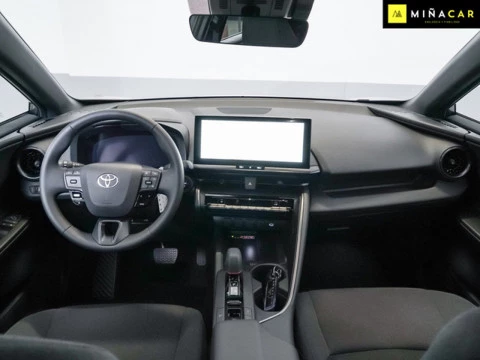Toyota C-HR 1.8 Advance Hybrid 140