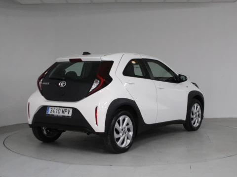 Toyota Aygo X Cross 1.0 VVT-I 72CV Play