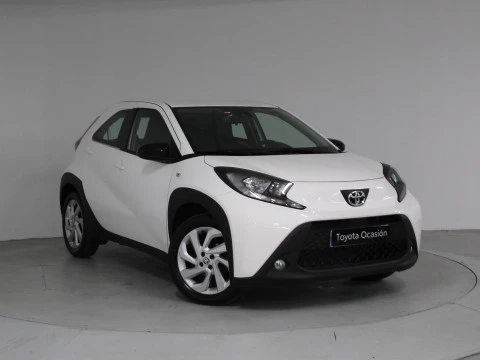 Toyota Aygo X Cross 1.0 VVT-I 72CV Play