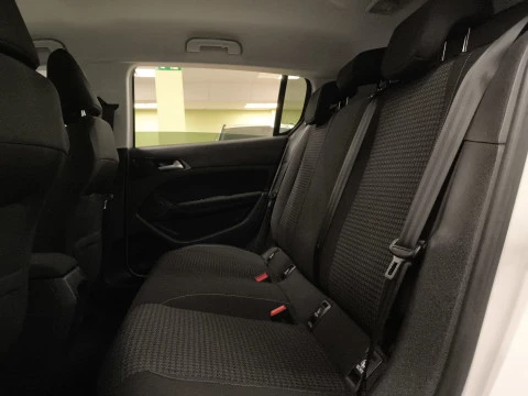 Peugeot 308 PureTech 130 SANDS Style 96 kW (130 CV)