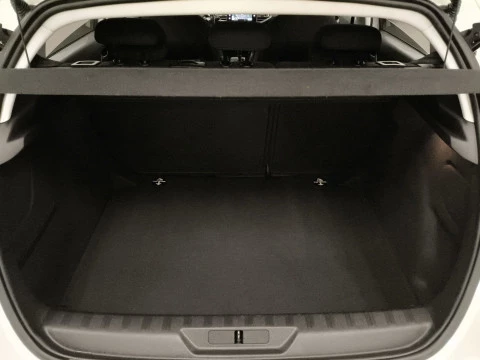 Peugeot 308 PureTech 130 SANDS Style 96 kW (130 CV)