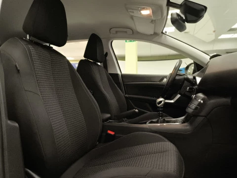 Peugeot 308 PureTech 130 SANDS Style 96 kW (130 CV)