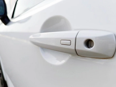 Nissan Qashqai 1.3 DIG-T MHEV 116KW TEKNA 5P