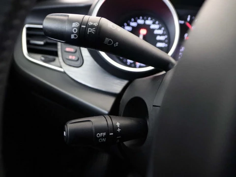 Alfa Romeo GIULIETTA 1.6 JTDM 88KW SPORT 5P