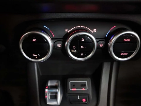 Alfa Romeo GIULIETTA 1.6 JTDM 88KW SPORT 5P