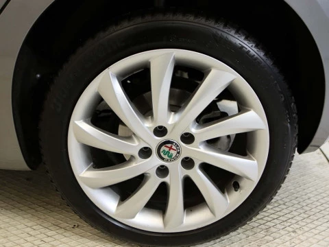 Alfa Romeo GIULIETTA 1.6 JTDM 88KW SPORT 5P