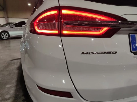 Ford Mondeo 2.0 TDCi 110kW Trend Powershift SB