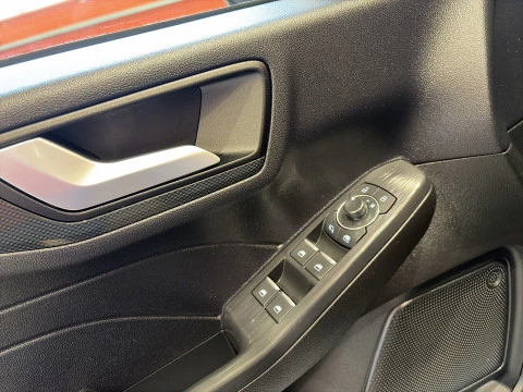 Ford Kuga 2.5 Duratec FHEV ST-Line Auto 140 kW (190 CV)