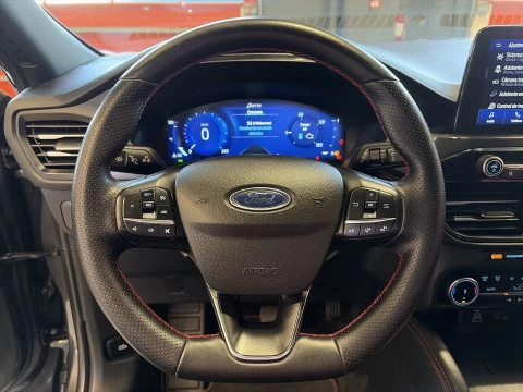 Ford Kuga 2.5 Duratec FHEV ST-Line Auto 140 kW (190 CV)