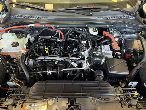 Ford Kuga 2.5 Duratec FHEV ST-Line Auto 140 kW (190 CV)