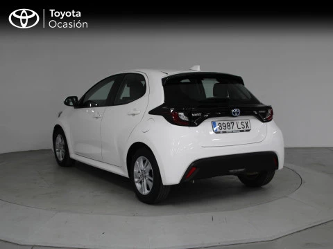Toyota Yaris 1.5 120H Business Plus