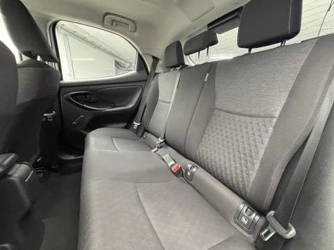 Toyota Yaris 1.5 120H Business Plus