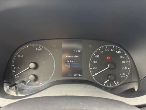 Toyota Yaris 1.5 120H Business Plus