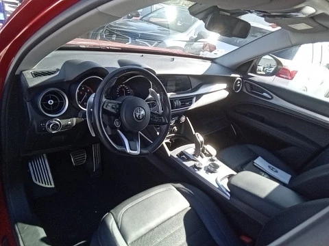 Alfa Romeo Stelvio 2.2 Diésel 140kW (190CV) Sprint+ Q4
