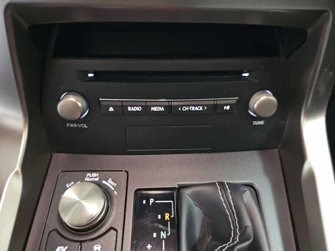 Lexus NX 2.5 300h Premium 2WD