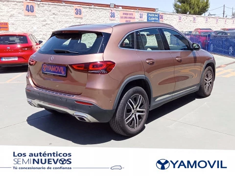 Mercedes-Benz GLA 180 100 kW (136 CV)