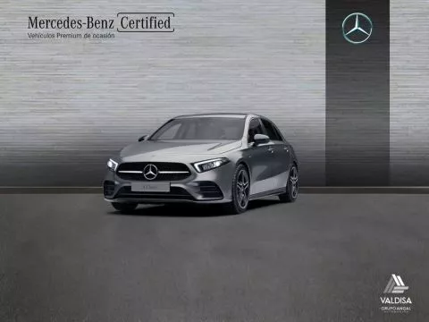 Mercedes-Benz Clase A 180 d AMG Line (EURO 6d) Mercedes-Benz Clase A 180 d AMG Line (EURO 6d)