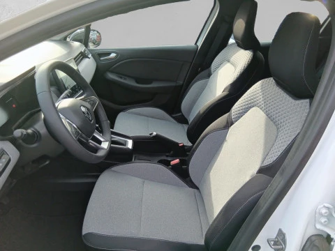 Renault Clio Evolution full hybrid E-Tech 145 (103Kw)