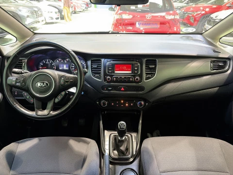 Kia Carens 1.6 GDi Concept 99 kW (135 CV)