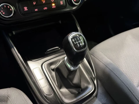 Kia Carens 1.6 GDi Concept 99 kW (135 CV)