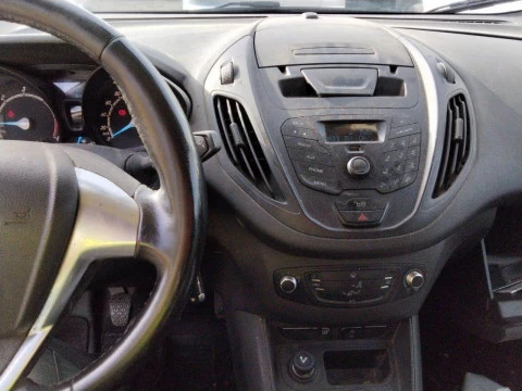 Ford Transit Courier Van 1.5 TDCi 71kW Trend 4 Puertas