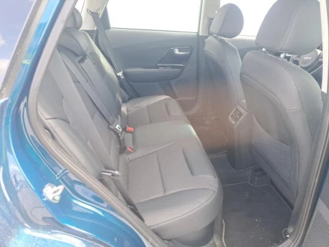 Kia Niro 1.6 GDi PHEV 104kW (141CV) Drive