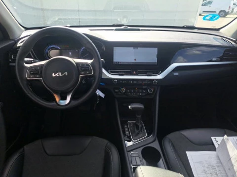 Kia Niro 1.6 GDi PHEV 104kW (141CV) Drive