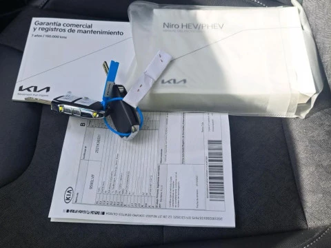Kia Niro 1.6 GDi PHEV 104kW (141CV) Drive