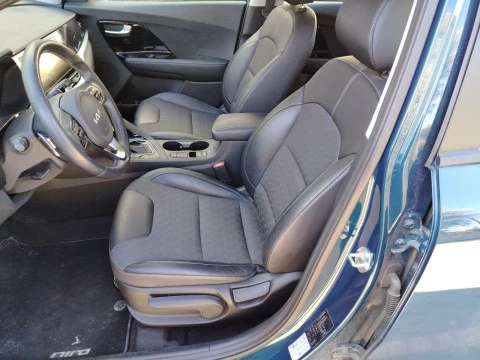 Kia Niro 1.6 GDi PHEV 104kW (141CV) Drive