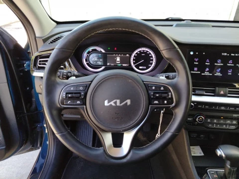 Kia Niro 1.6 GDi PHEV 104kW (141CV) Drive