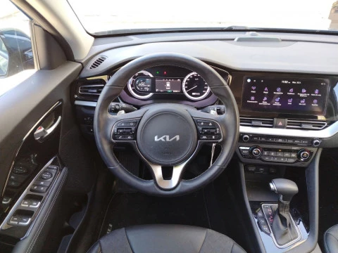 Kia Niro 1.6 GDi PHEV 104kW (141CV) Drive