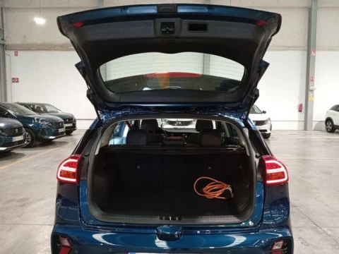 Kia Niro 1.6 GDi PHEV 104kW (141CV) Drive