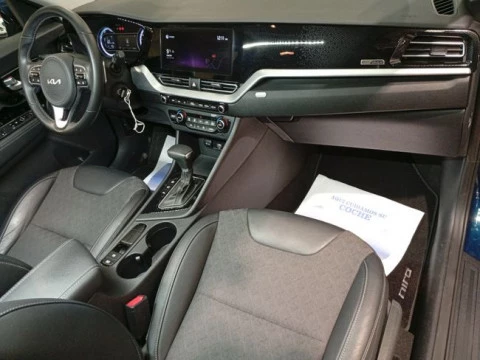 Kia Niro 1.6 GDi PHEV 104kW (141CV) Drive