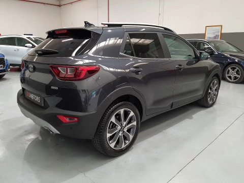 Kia Stonic 1.0 T-GDi 74kW (100CV) Drive