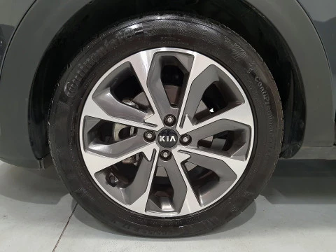 Kia Stonic 1.0 T-GDi 74kW (100CV) Drive