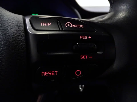 Kia Stonic 1.0 T-GDi 74kW (100CV) Drive