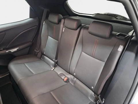 Lexus LBX 1.5 136cv HEV Emotion+