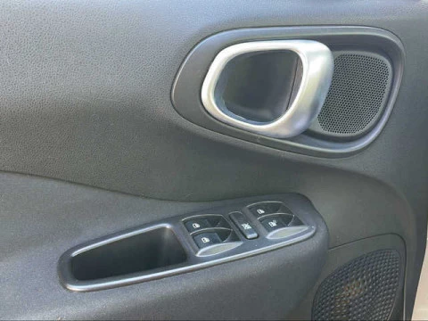 Fiat 500L 1.4 Pop Star 70 kW (95 CV)