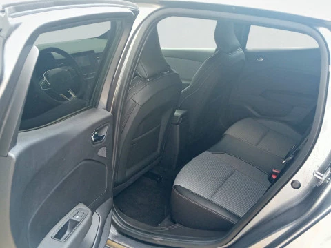 Renault Clio Techno E-Tech full hybrid 145 (103kw)