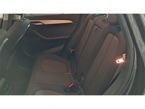 BMW X1 sDrive18i DCT