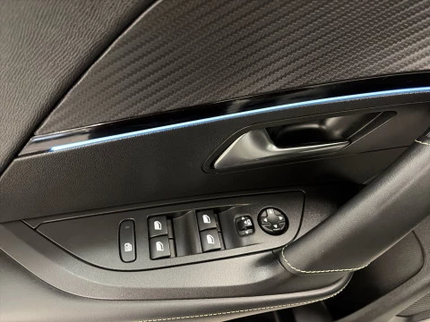 Peugeot e-2008 Electrico GT Pack 100 kW (136 CV)