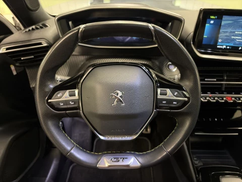 Peugeot e-2008 Electrico GT Pack 100 kW (136 CV)