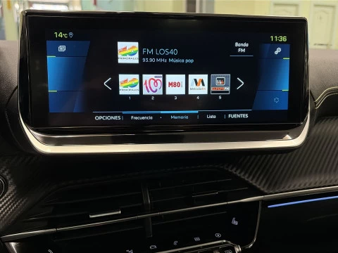 Peugeot e-2008 Electrico GT Pack 100 kW (136 CV)