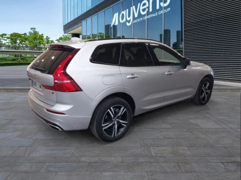Volvo XC60 2.0 B4 D AWD R-Design Auto