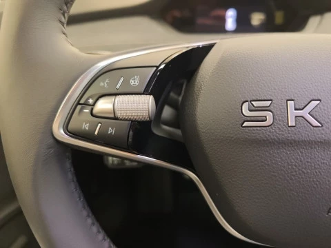 Skoda Elroq 210 KW (CV) 82 KWH (77 KWH NETA)