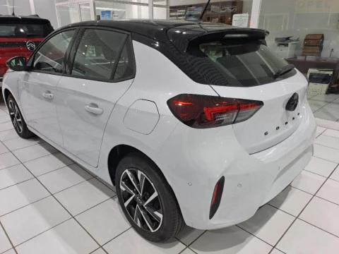 Opel Corsa 1.2T XHL 74KW GS 5P