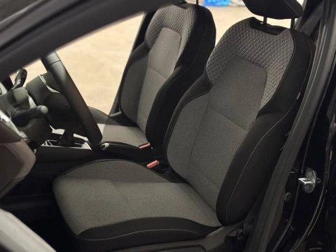 Renault Clio Evolution TCe 90 (67kw)